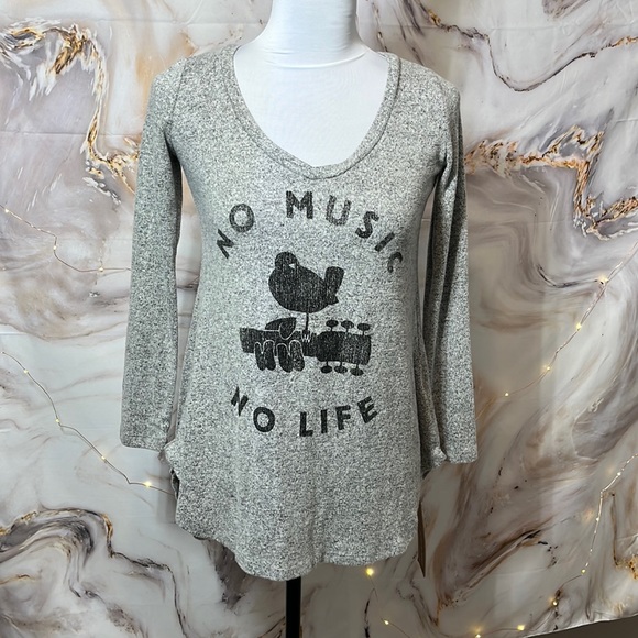 Woodstock Retro Brand Sweaters - NWT Woodstock Retro Brand Long Sleeve Gray Marled Sweater No Music No Life Sz XS